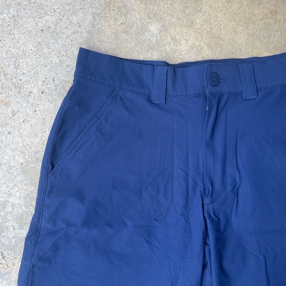 Men’s Under Armour golf shorts - Picture 3 of 5